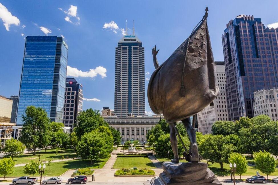 Free Parking! Downtown King Suite Lucas Oil- Conv Center Skywalk#1 Indianapolis Ngoại thất bức ảnh