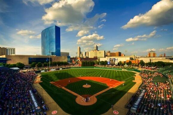 Free Parking! Downtown King Suite Lucas Oil- Conv Center Skywalk#1 Indianapolis Ngoại thất bức ảnh