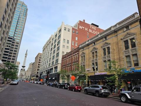 Free Parking! Downtown King Suite Lucas Oil- Conv Center Skywalk#1 Indianapolis Ngoại thất bức ảnh